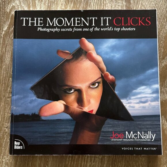 The Moment it Clicks - Book - Picture 1 of 1